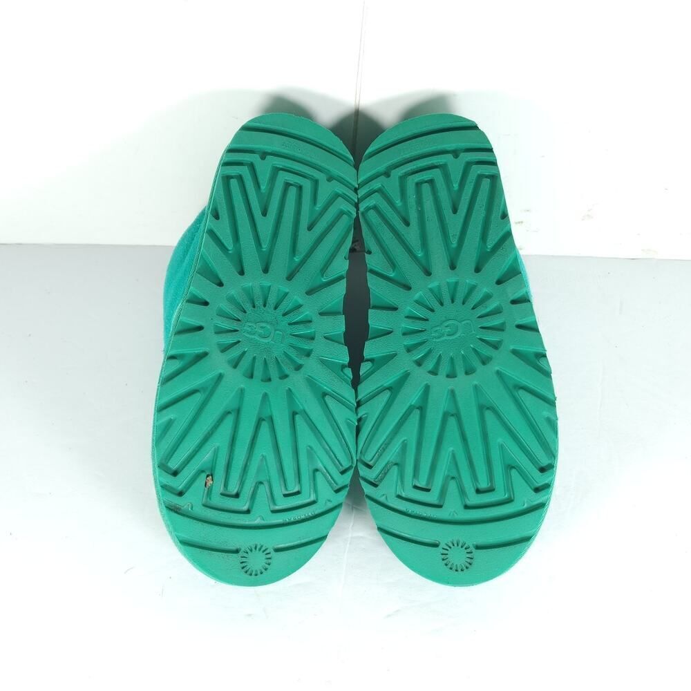 UGG Women's Neumel US 6 Green Suede Sheepskin Lined Lace Up Ankle Chukka Boots - Picture 11 of 16